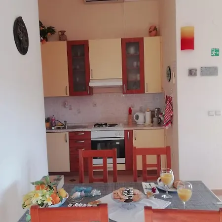 Marina Апартаменты Слатине