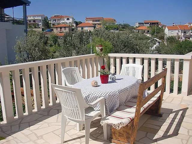 Apartment Marina Slatine