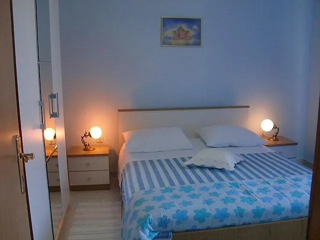 Apartment Marina