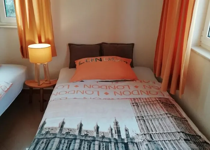 Marina Apartment *