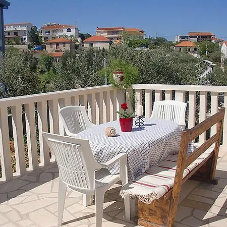 Apartment Marina Slatine