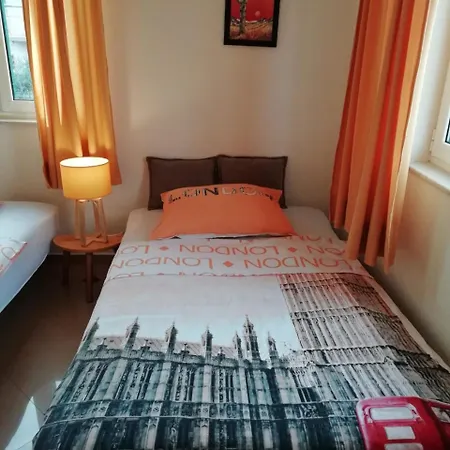 Marina Apartament *